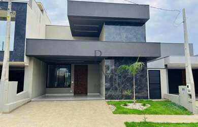 Imagem: A casa em condomínio possui 3 Dormitórios, 4 Banheiros, 4