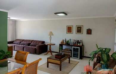 Imagem: O apartamento possui 3 Dormitórios, 4 Banheiros, 2 Vagas na