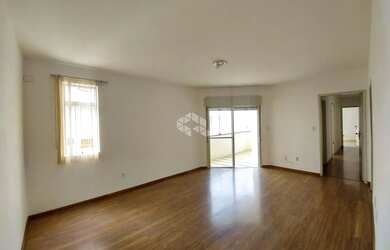 Imagem 2: Amplo apartamento semi mobiliado 3 dormitórios, 1 suíte, com garagem no bairro Nª Sª de Fá