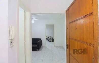 Imagem 8: Apartamento em Porto Alegre, no bairro Cavalhada, com 1 dormitório s...