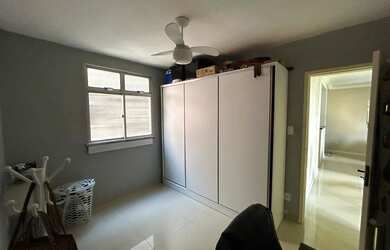 Imagem 6: Apartamento Reformado 59 m² 1º Andar Portaria Rua silenciosa. Nascente