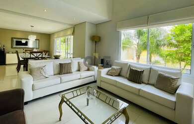 Imagem: A casa em condomínio possui 3 Dormitórios, 4 Banheiros, 4