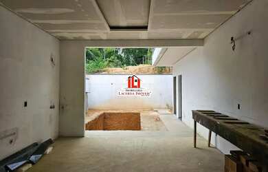 Imagem 8: Casa Térrea no Alphaville 4 com 3 Suítes 1 com Closet Piscina com hidro