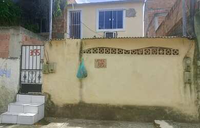 Imagem: A casa possui 2 Dormitórios, 1 Banheiro, 395m² de Área e