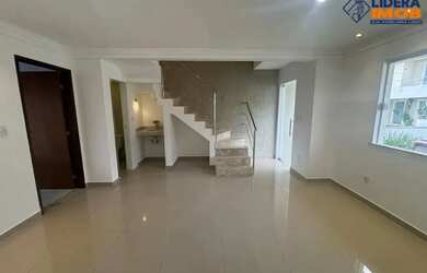 Imagem: A casa em condomínio possui 3 Dormitórios, 2 Banheiros, 2