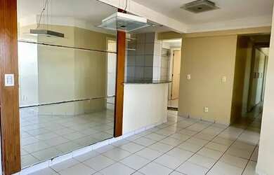 Imagem: O apartamento possui 4 Dormitórios, 3 Banheiros, 2 Vagas na