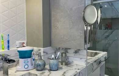 Imagem: A casa possui 3 Dormitórios, 3 Banheiros, 2 Vagas na garagem