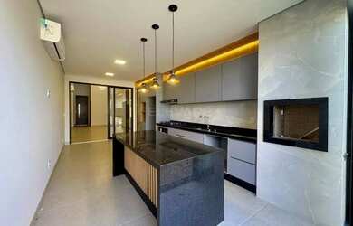 Imagem: A casa em condomínio à venda possui 3 Dormitórios, 5 Banheiros