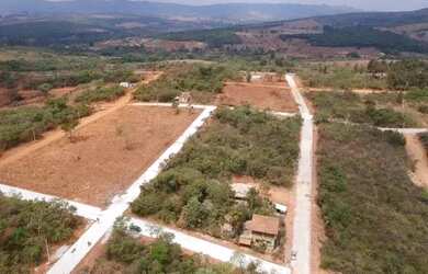 Imagem: O terreno possui 360m² de Área e está localizado em Mateus