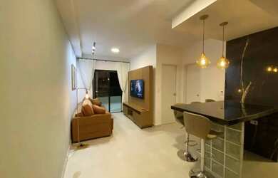 Imagem: O apartamento possui 1 Dormitório, 1 Banheiro, 1 Vaga na garagem