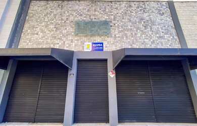 Imagem: O depósito possui 150m² de Área e está localizado em Dionisio