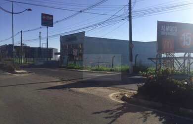 Imagem: O terreno possui 560m² de Área e está localizado em Nova