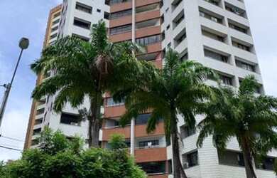 Imagem: O apartamento possui 3 Dormitórios, 3 Banheiros, 2 Vagas na