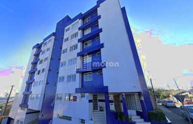 Imagem: A casa possui 3 Dormitórios, 2 Banheiros, 1 Vaga na garagem