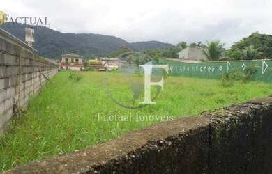 Imagem: O terreno possui 1.800m² de Área e está localizado em Enseada