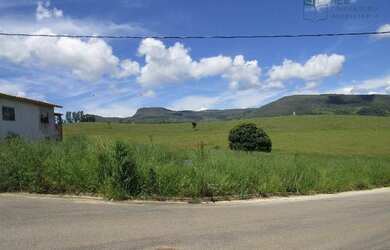 Imagem: O terreno possui 430m² de Área e está localizado em Capitólio