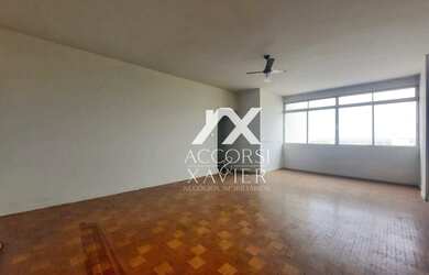 Imagem: O apartamento possui 3 Dormitórios, 3 Banheiros e 157m² de