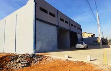 Imagem 4: Galpão/Depósito/Armazém para venda tem 240 metros quadrados