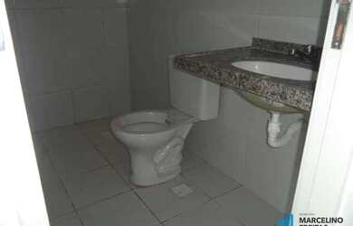 Imagem 2: Apto 02 Quartos na rua Oto de Alencar 1.309 mês já incluso condomínio...