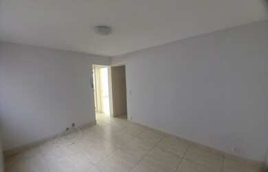 Imagem: O apartamento possui 2 Dormitórios, 1 Banheiro, 56m² de Área