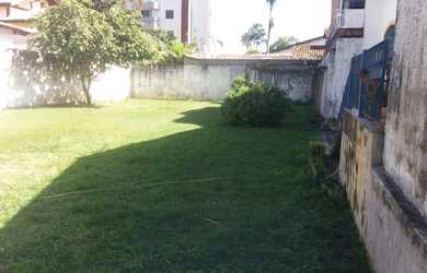 Imagem: O terreno possui 400m² de Área e está localizado em Centro