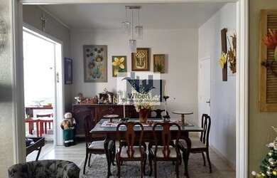 Imagem: O apartamento possui 3 Dormitórios, 3 Banheiros, 163m² de