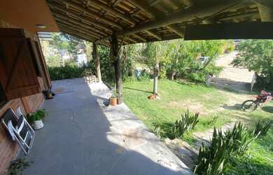 Imagem: A casa possui 3 Dormitórios, 3 Banheiros, 80m² de Área, Imóvel