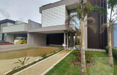 Imagem: A casa em condomínio possui 3 Dormitórios, 5 Banheiros, 247m²