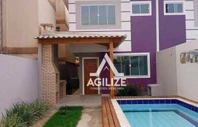 Imagem: A casa possui 4 Dormitórios, 3 Banheiros e 160m² de Área