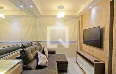 Imagem: O apartamento possui 1 Dormitório, 1 Banheiro, 1 Vaga na garagem