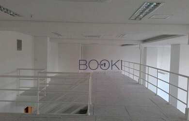 Imagem: O depósito possui 5 Vagas na garagem, 264m² de Área e Imóvel