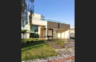 Imagem: A casa em condomínio possui 3 Dormitórios, 3 Banheiros, 2