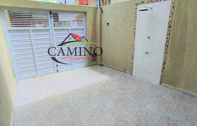 Imagem: A casa possui 2 Dormitórios, 1 Banheiro, 1 Vaga na garagem