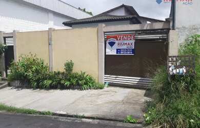 Imagem: A casa possui 5 Dormitórios, 4 Banheiros, 2 Vagas na garagem