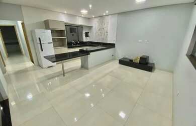 Imagem: A casa em condomínio possui 2 Dormitórios, 2 Banheiros, 2