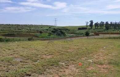 Imagem: O terreno possui 1.094m² de Área e está localizado em Alphaville