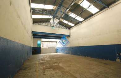 Imagem: O depósito possui 300m² de Área e está localizado em Paulicéia