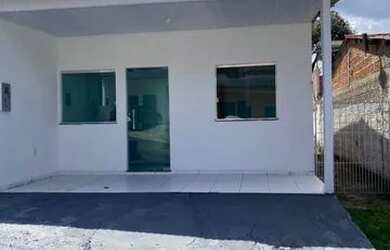 Imagem: A casa em condomínio possui 2 Dormitórios, 2 Banheiros, 2