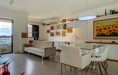 Imagem: O apartamento possui 3 Dormitórios, 2 Banheiros, 1 Vaga na