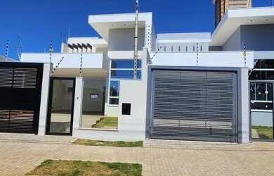 Imagem: A casa possui 3 Dormitórios, 3 Banheiros, 2 Vagas na garagem