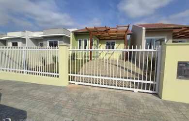 Imagem: A casa possui 2 Dormitórios, 1 Banheiro, 70m² de Área, Imóvel