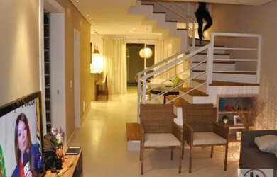 Imagem: A casa em condomínio possui 5 Dormitórios, 5 Banheiros, 2