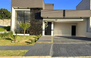 Imagem: A casa em condomínio possui 3 Dormitórios, 5 Banheiros, 4