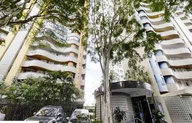 Imagem: O apartamento possui 4 Dormitórios, 2 Banheiros, 2 Vagas na