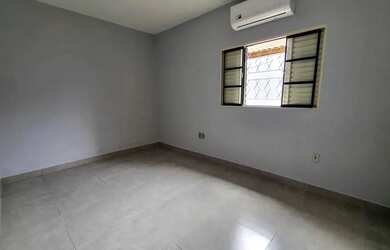 Imagem 13: Casa à Venda no Jardim Redentor com Piscina, 3 Dormitórios (1 Suíte) e Energia Fotovoltaic