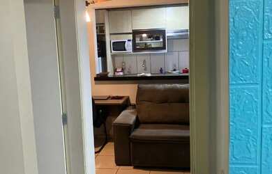 Imagem: O apartamento possui 2 Dormitórios, 1 Banheiro, 1 Vaga na garagem