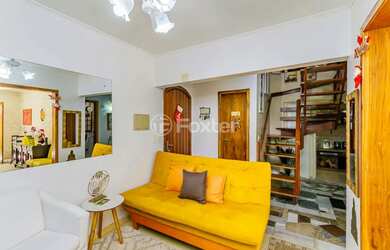 Imagem: A casa em condomínio possui 3 Dormitórios, 2 Banheiros, 1