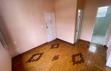 Imagem 2: Apartamento espaçoso de 2 quartos para locação no Granbery Juiz de Fora