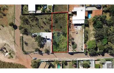 Imagem: O terreno possui 1.000m² de Área e está localizado em 7