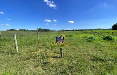 Imagem: O terreno possui 1000m² de Área e está localizado em Águas